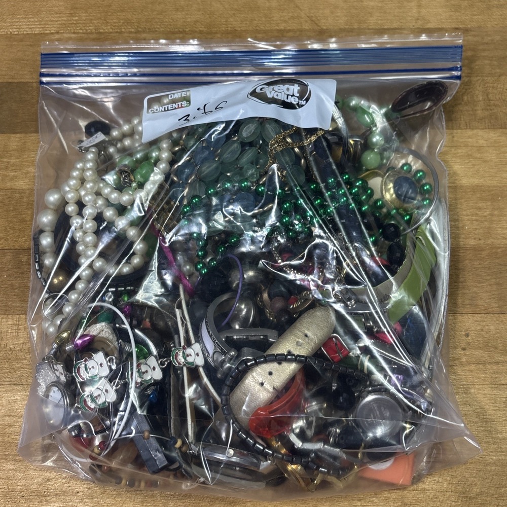 3.1 lb Junk Jewelry Lot Repair Crafts Harvest Wearable Mixed Parts